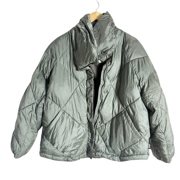 OOF Green Quilted Oversized Nylon High Neck Puffer Jacket Size XS - Picture 5 of 16